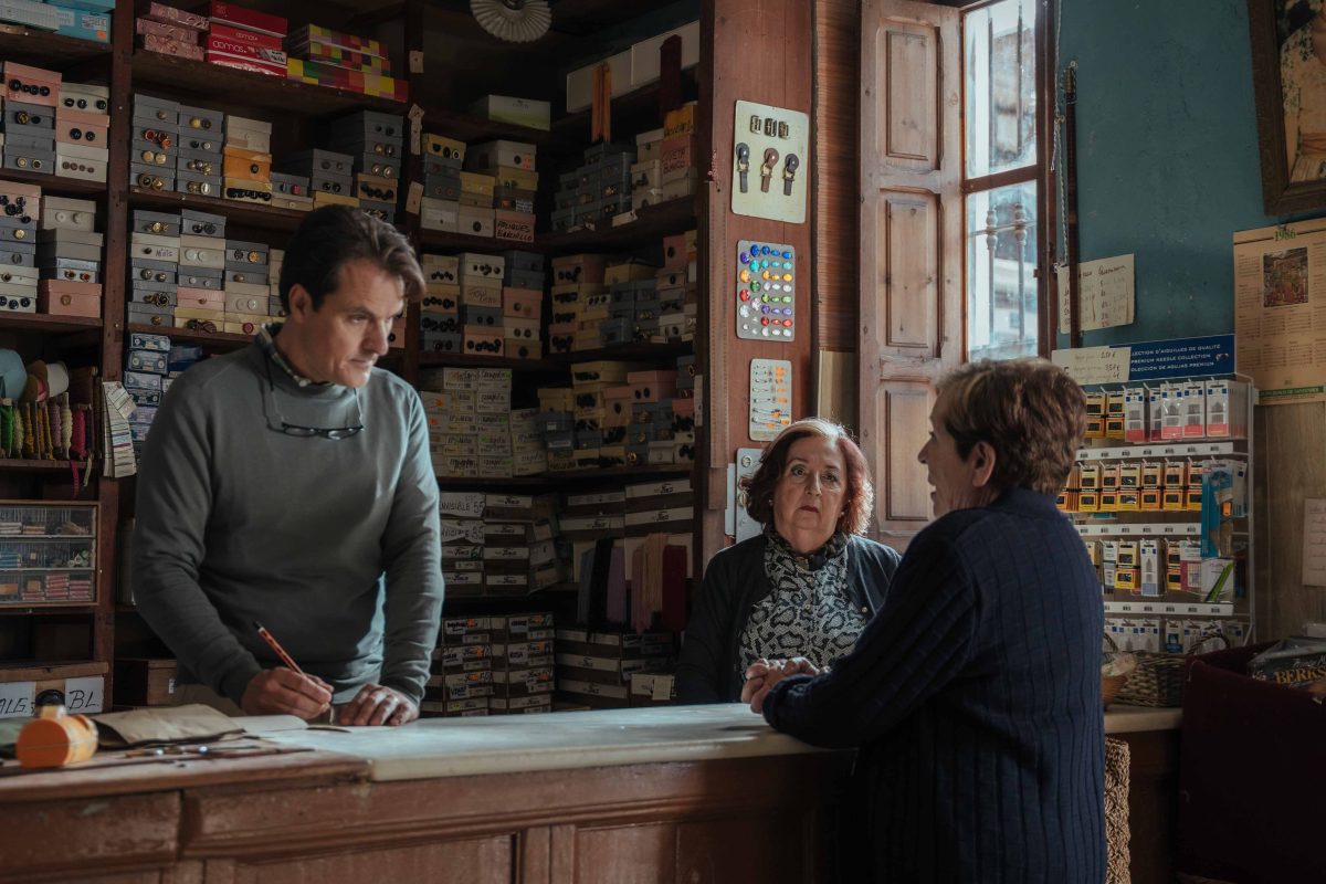 L'AVIA I EL FORASTER